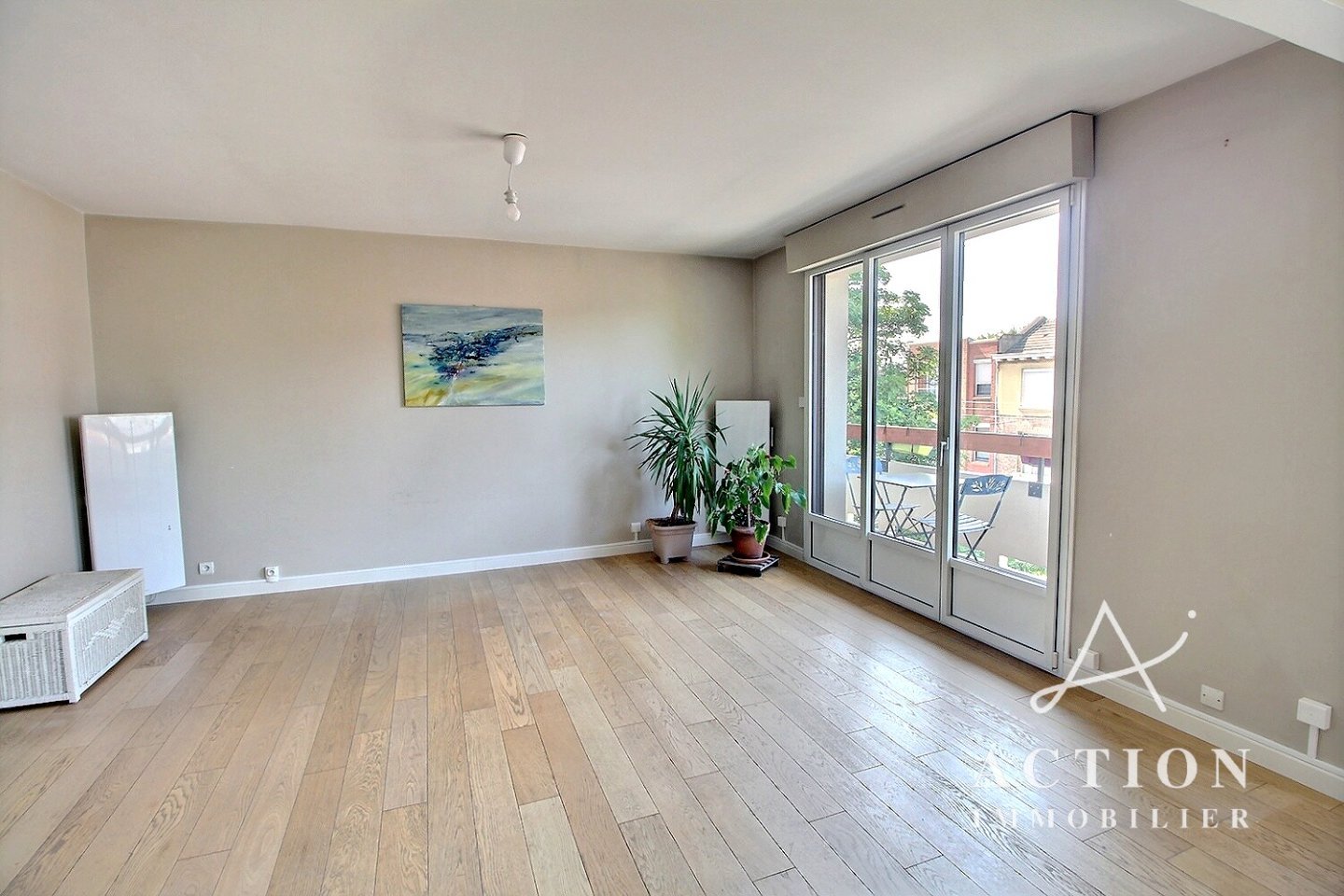 Appartement T3 de 77M² - Balcon & Garage A VENDRE - LILLE - 77 m2 - 220 000 €